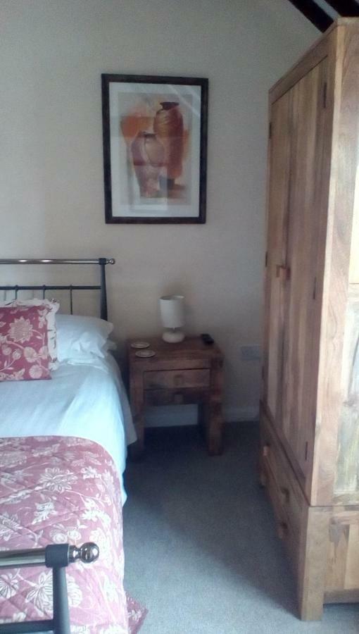The Lincolnshire Poacher Inn Metheringham Exterior foto