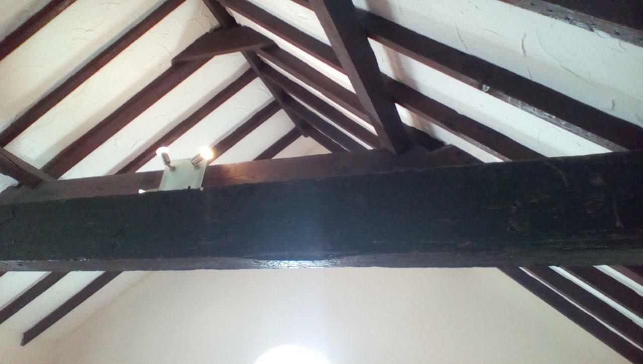 The Lincolnshire Poacher Inn Metheringham Exterior foto